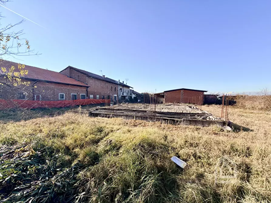 Immagine 7 di Terreno in vendita  in Via Giacomo Matteotti 2 a Verolengo