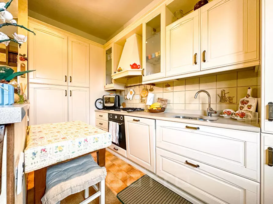 Immagine 8 di Villa in vendita  in Via Angelo Valazza 60 a Boca