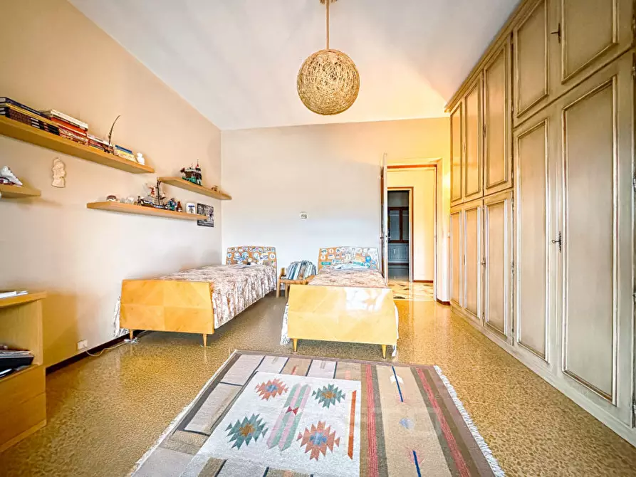 Immagine 18 di Villa in vendita  in Via Angelo Valazza 60 a Boca