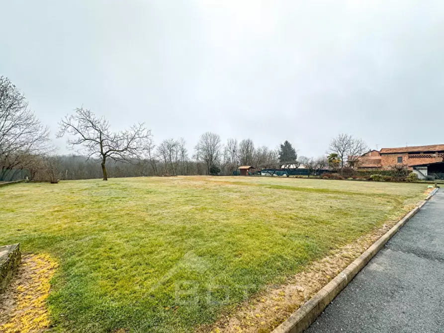 Immagine 42 di Villa in vendita  in Via Angelo Valazza 60 a Boca