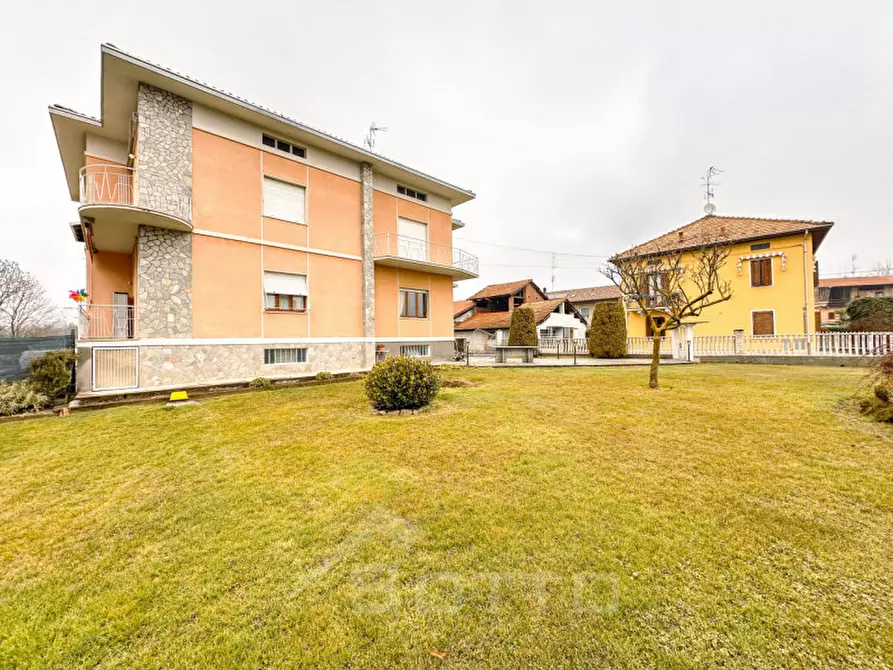 Immagine 51 di Villa in vendita  in Via Angelo Valazza 60 a Boca