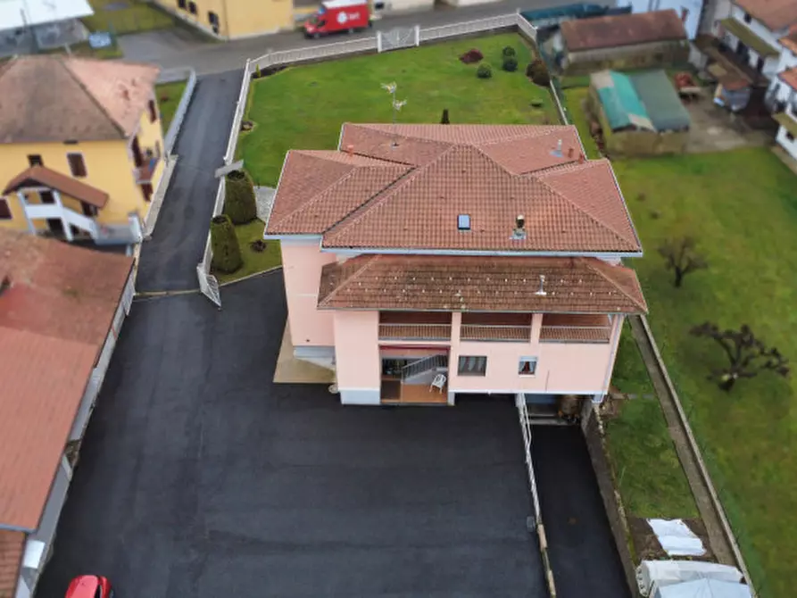 Immagine 57 di Villa in vendita  in Via Angelo Valazza 60 a Boca