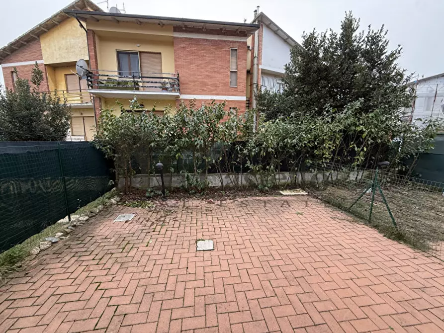 Immagine 25 di Appartamento in vendita  in Rigutini a Castiglione Del Lago