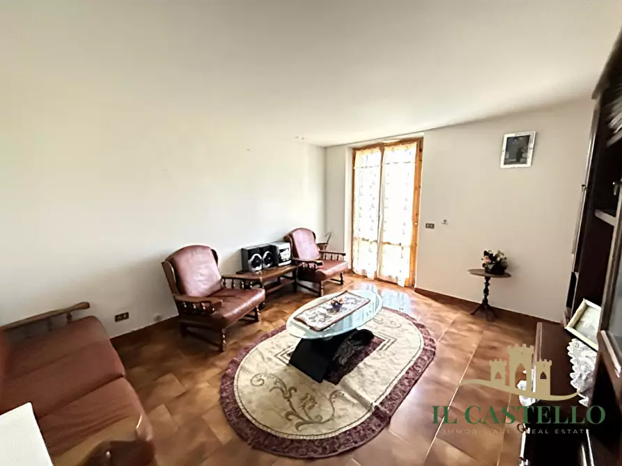 Immagine 3 di Casa indipendente in vendita  in ceraso a Castiglione Del Lago