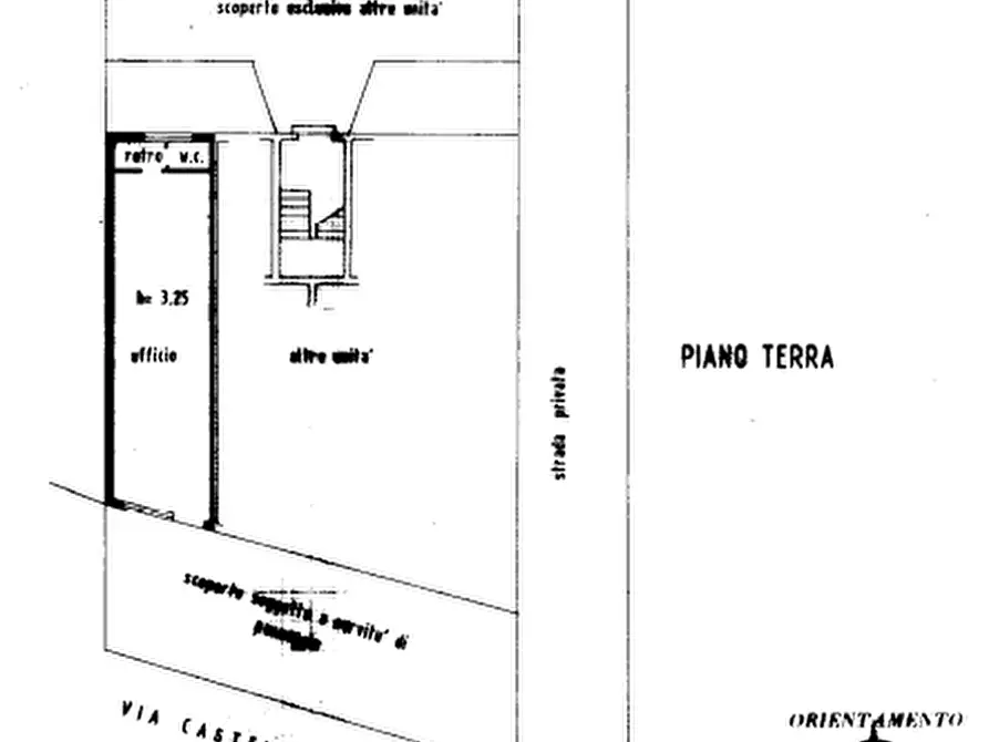 Immagine 9 di Ufficio in vendita  in Via Castellana, 22 a Venezia