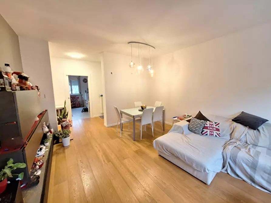 Immagine 3 di Appartamento in vendita  in via Beccaria a Spinea