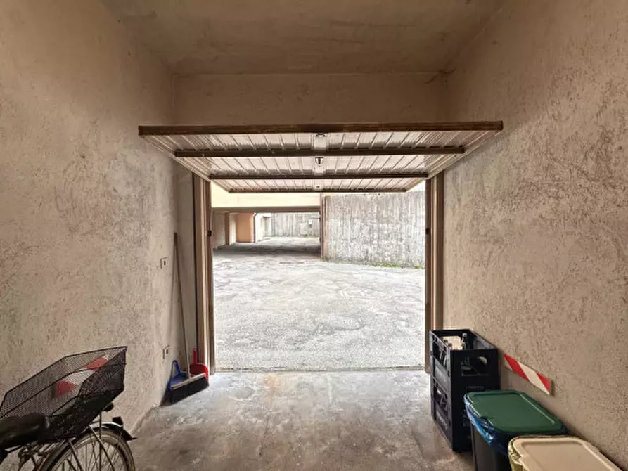 Immagine 27 di Appartamento in vendita  in Via Dante Alighieri a Schio