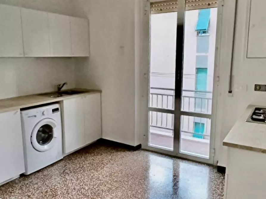 Immagine 2 di Appartamento in affitto  in Corso Luigi Andrea Martinetti a Genova
