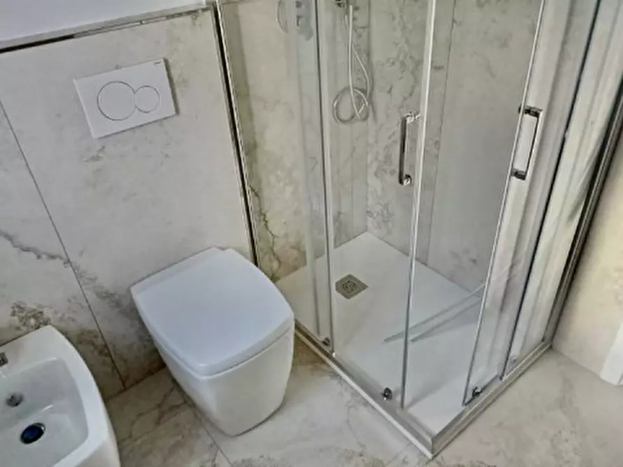 Immagine 14 di Appartamento in affitto  in Corso Luigi Andrea Martinetti a Genova