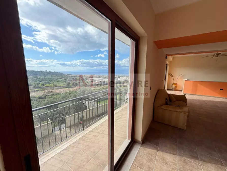 Immagine 15 di Casa indipendente in vendita  in Via Mario Trapezi 36 a Reggio Di Calabria