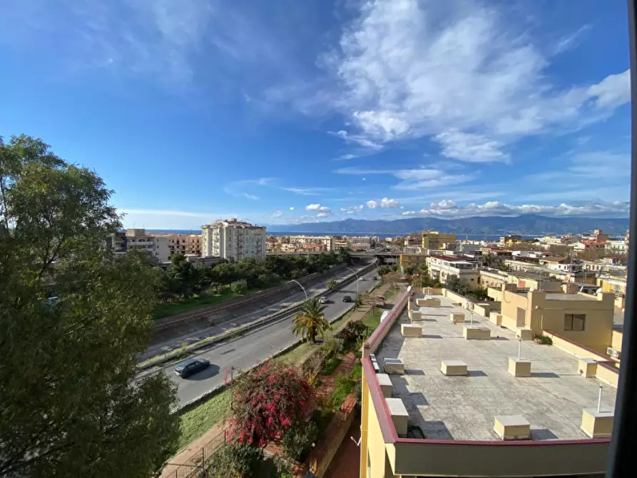 Immagine 1 di Appartamento in vendita  in via del gelsomino I trav 11 a Reggio Di Calabria