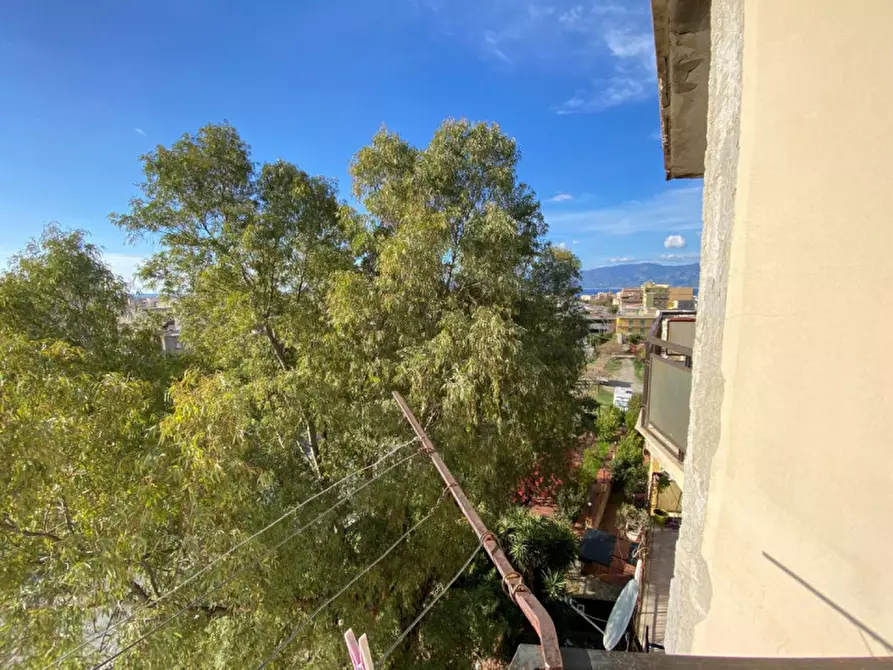Immagine 7 di Appartamento in vendita  in via del gelsomino I trav 11 a Reggio Di Calabria