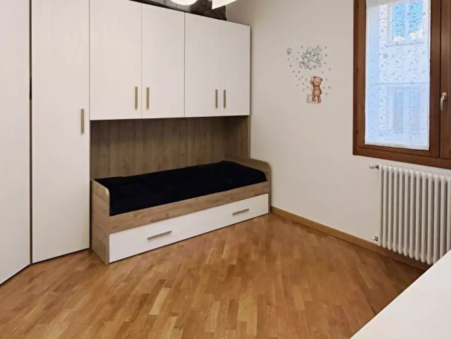 Immagine 5 di Appartamento in vendita  in Via Gian Battista Morgagni a Bologna