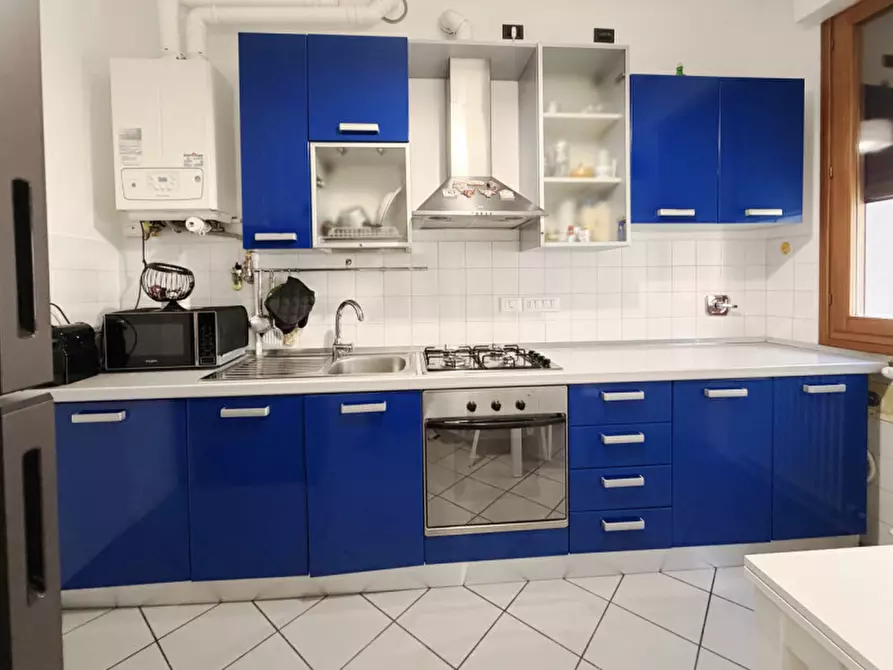 Immagine 5 di Appartamento in vendita  in Via Gian Battista Morgagni a Bologna