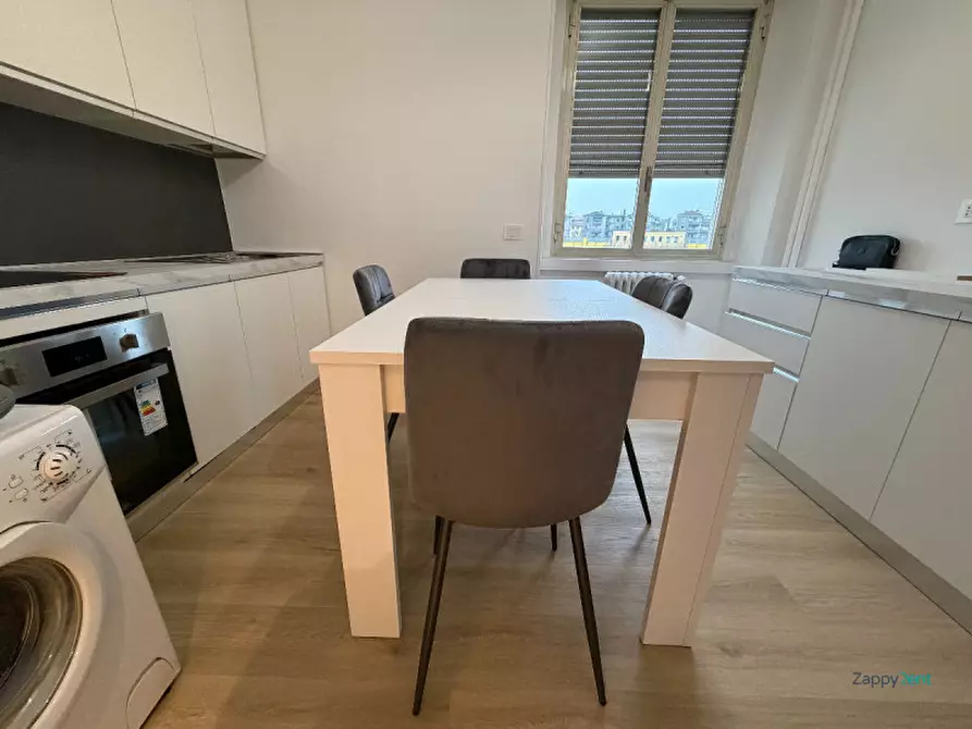 Immagine 24 di Appartamento in affitto  in Viale delle Rimembranze di Greco a Milano