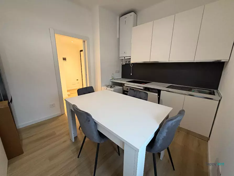 Immagine 27 di Appartamento in affitto  in Viale delle Rimembranze di Greco a Milano