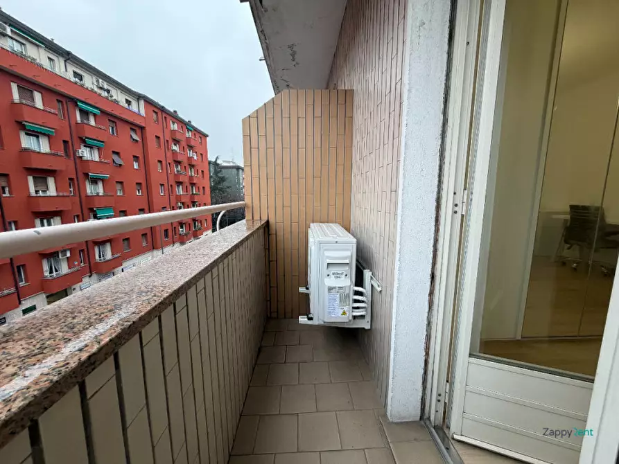 Immagine 37 di Appartamento in affitto  in Viale delle Rimembranze di Greco a Milano