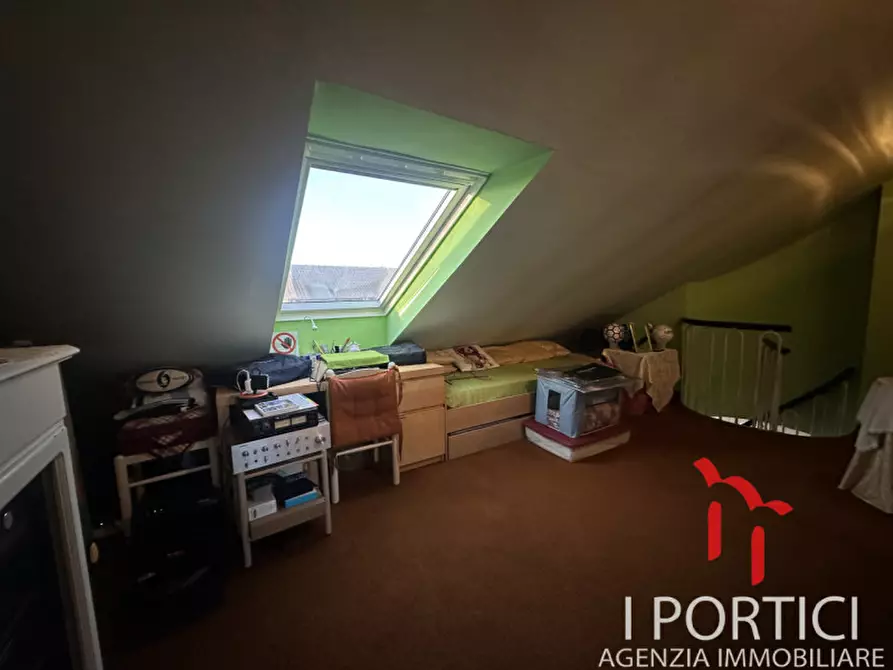 Immagine 11 di Appartamento in vendita  in Via Giuseppe Verdi a Paese