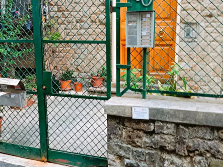 Immagine 2 di Posto auto in affitto  in Via Vincenzo Bellini, 40 a Firenze