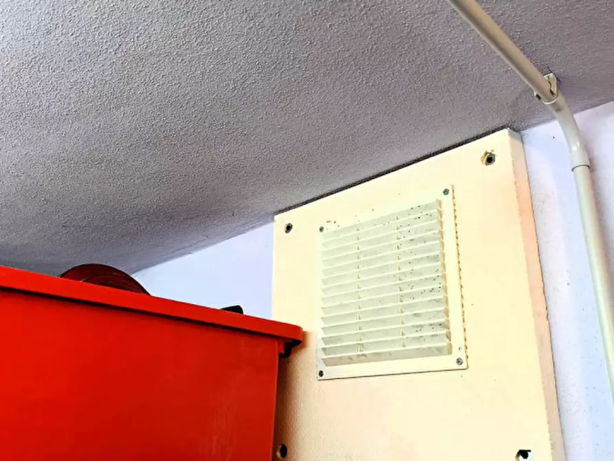 Immagine 3 di Posto auto in affitto  in Via Vincenzo Bellini, 40 a Firenze