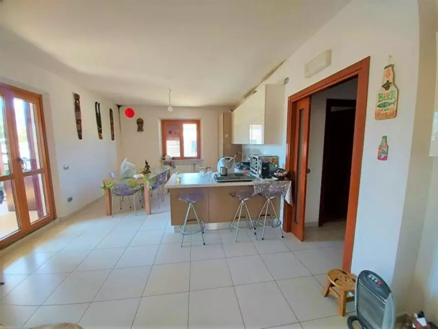 Immagine 7 di Appartamento in vendita  in Via Buscalferri, N. 3 a Caldarola