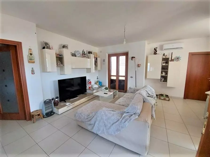 Immagine 8 di Appartamento in vendita  in Via Buscalferri, N. 3 a Caldarola