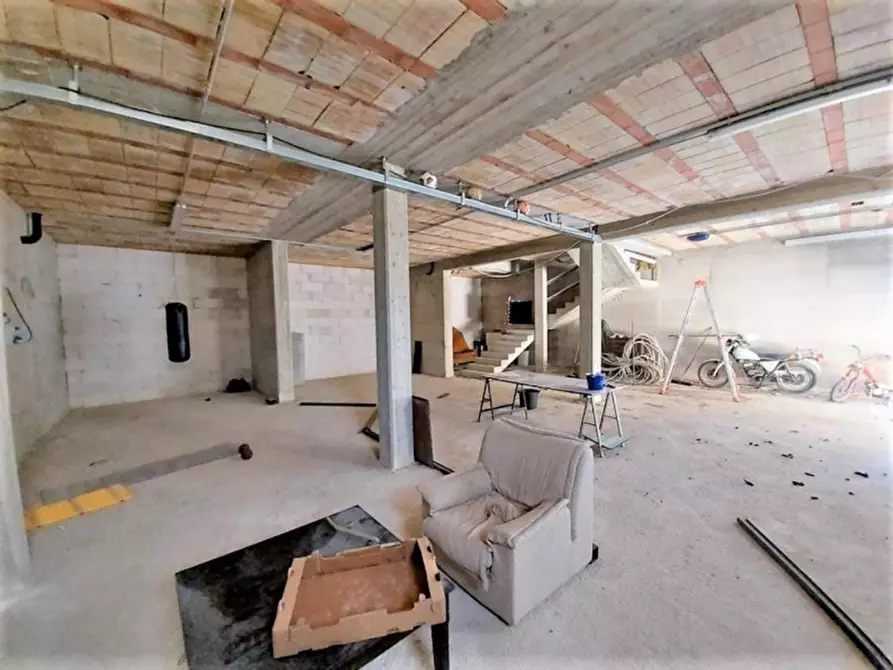 Immagine 10 di Capannone industriale in vendita  in Via Buscalferri, N. 3 a Caldarola