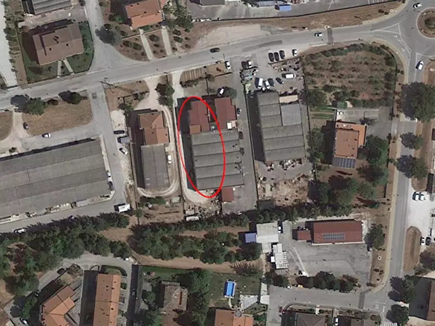 Immagine 19 di Capannone industriale in vendita  in Via Buscalferri, N. 3 a Caldarola