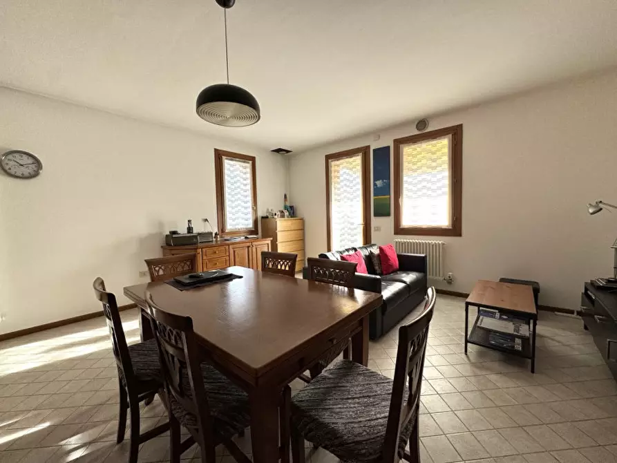 Immagine 3 di Appartamento in vendita  in Via Angarano a Colceresa