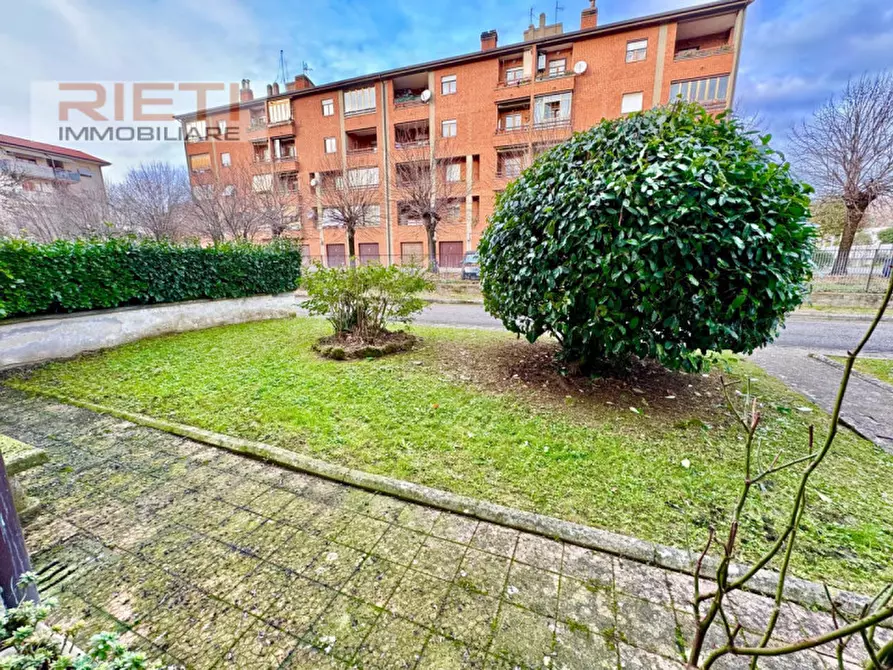 Immagine 9 di Appartamento in vendita  in largo wanda pitoni, 2 a Rieti