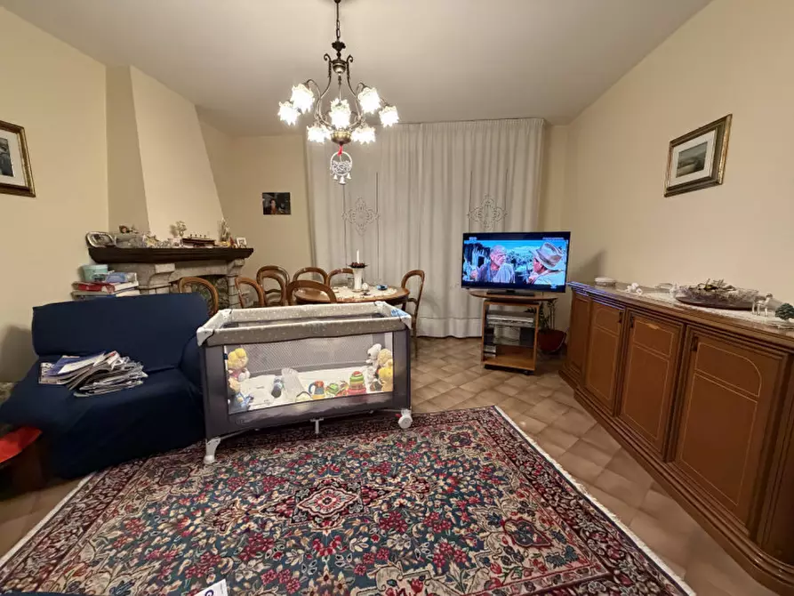 Immagine 2 di Appartamento in vendita  a Senigallia