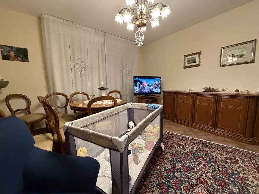 Immagine 3 di Appartamento in vendita  a Senigallia