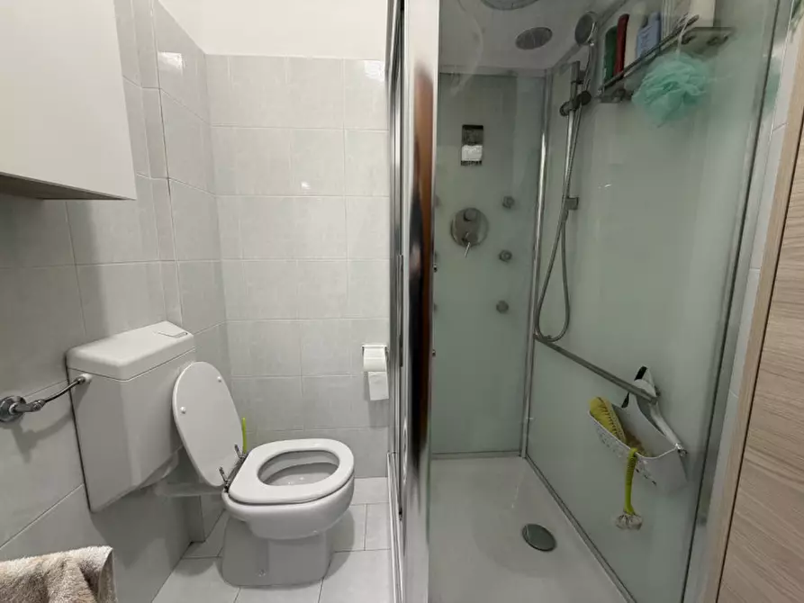 Immagine 8 di Appartamento in vendita  a Senigallia