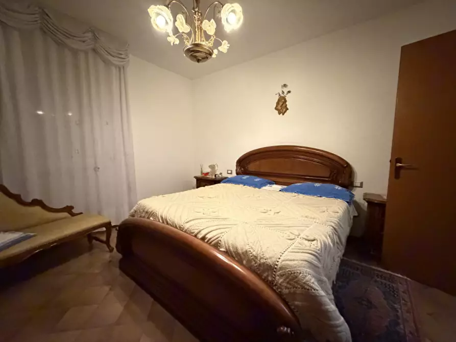 Immagine 14 di Appartamento in vendita  a Senigallia