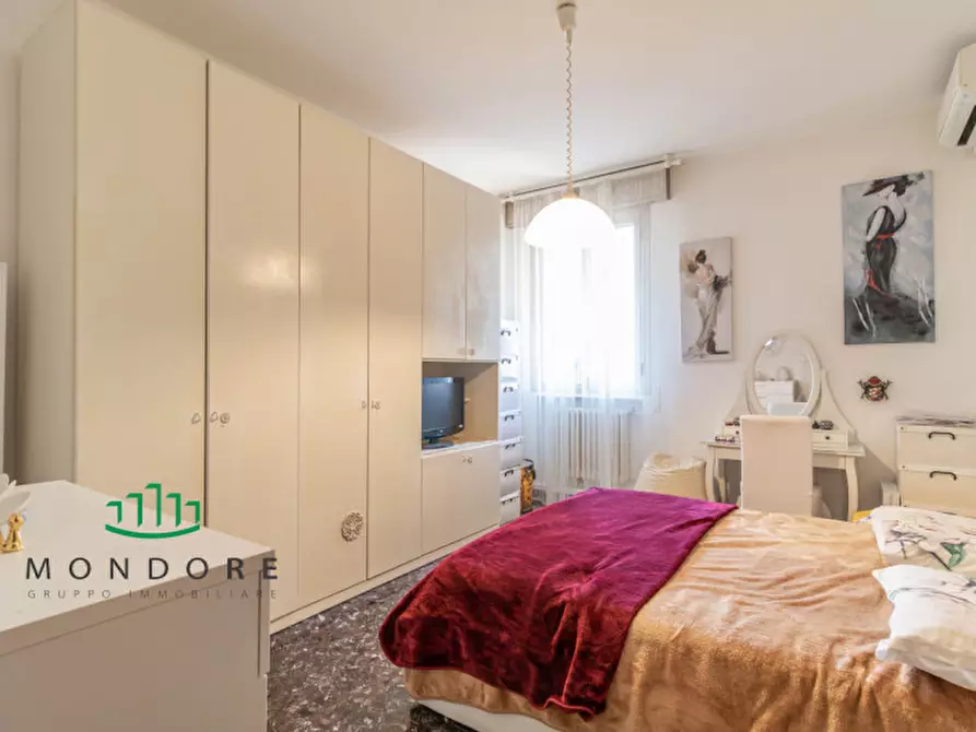 Immagine 20 di Appartamento in vendita  in VIA EMILIA LEVANTE a San Lazzaro Di Savena