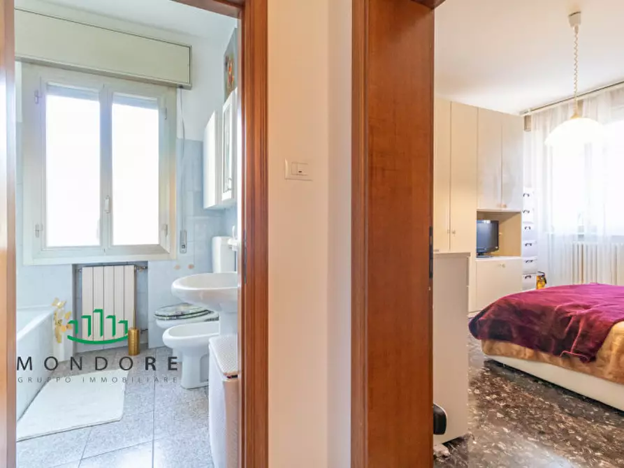 Immagine 26 di Appartamento in vendita  in VIA EMILIA LEVANTE a San Lazzaro Di Savena