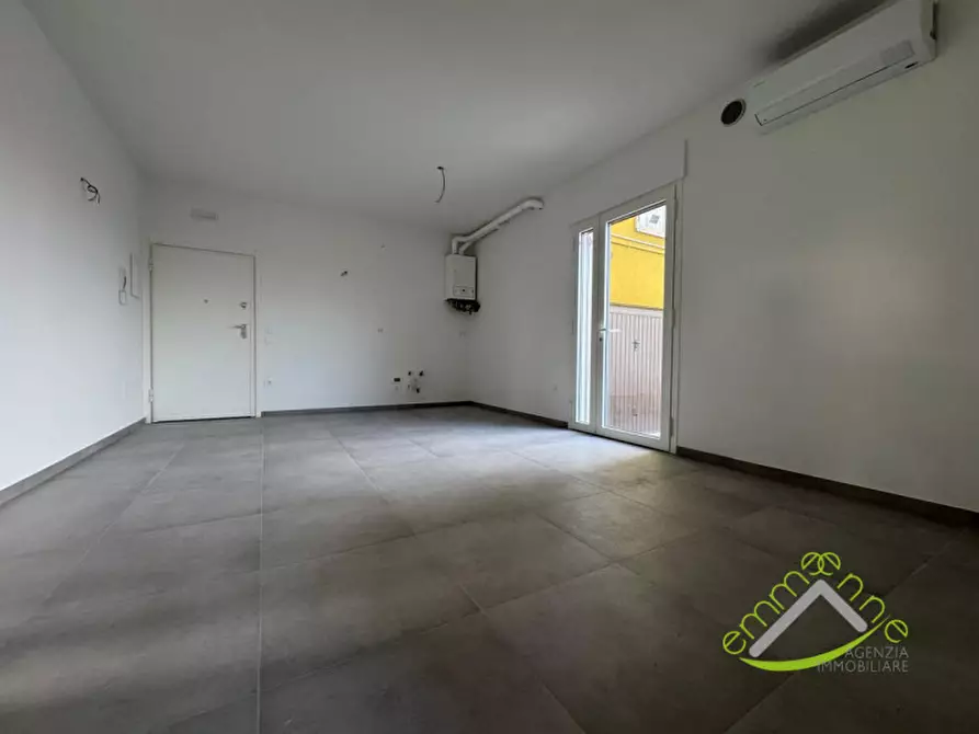 Immagine 2 di Appartamento in vendita  in via basse a Campolongo Maggiore