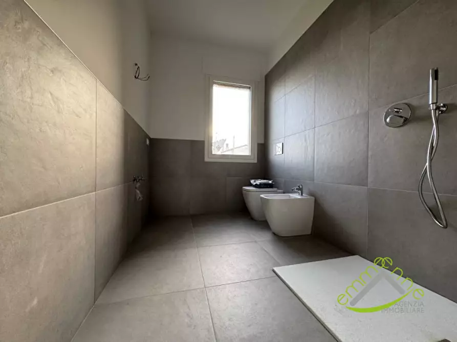 Immagine 9 di Appartamento in vendita  in via basse a Campolongo Maggiore