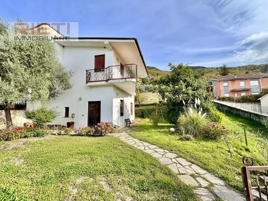 Immagine 5 di Villa in vendita  in via giacomo matteotti, 6 a Cantalice