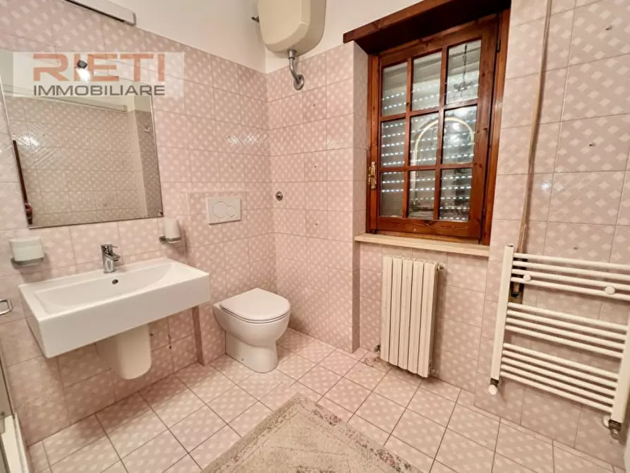 Immagine 22 di Villa in vendita  in via giacomo matteotti, 6 a Cantalice