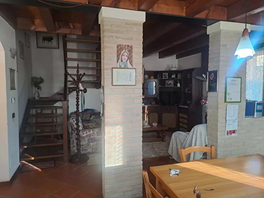 Immagine 3 di Villetta a schiera in vendita  a Vicenza