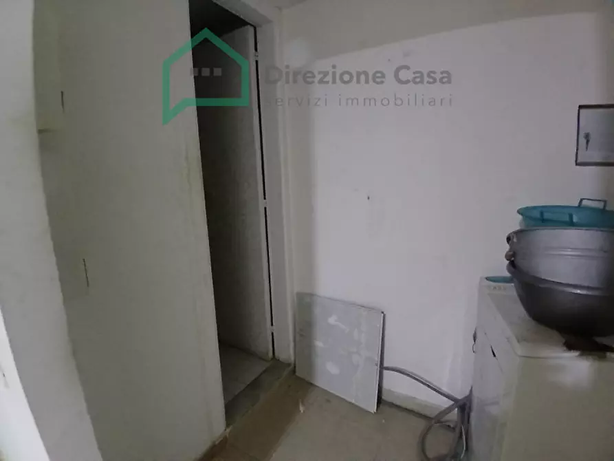 Immagine 6 di Ufficio in affitto  in Via Ponti Rossi a Napoli