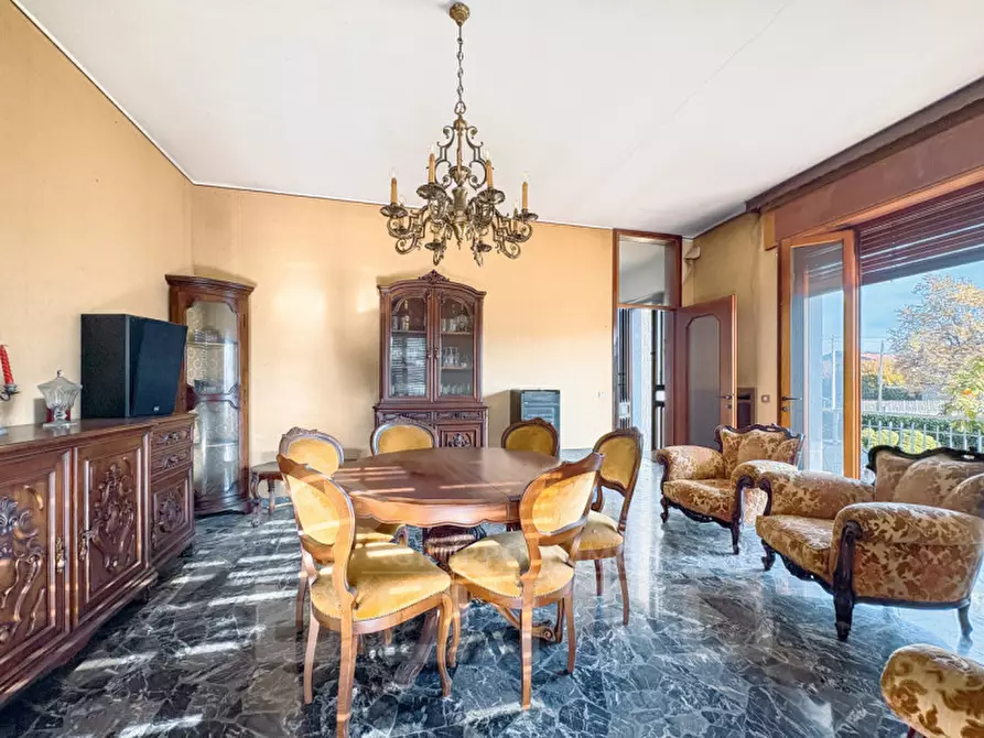 Immagine 3 di Appartamento in vendita  in via molino nuovo n 2 a Fontaneto D'agogna