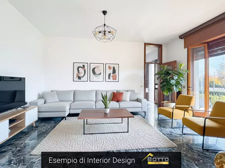 Immagine 10 di Appartamento in vendita  in via molino nuovo n 2 a Fontaneto D'agogna