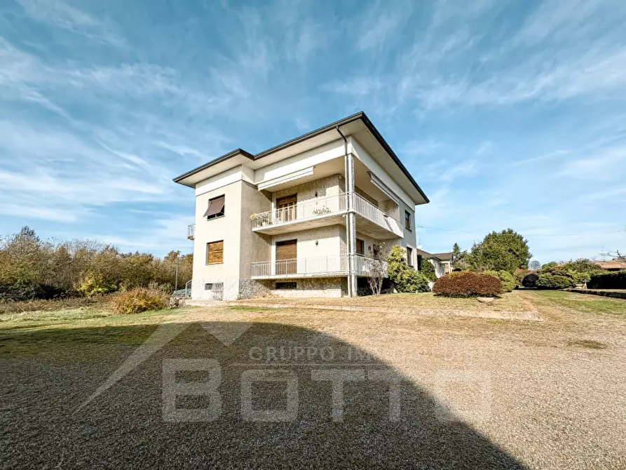 Immagine 29 di Appartamento in vendita  in via molino nuovo n 2 a Fontaneto D'agogna