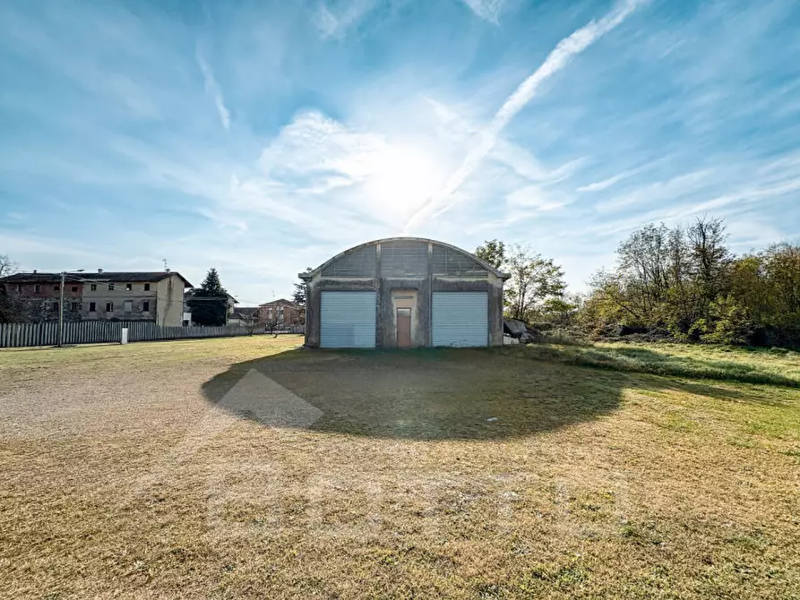 Immagine 31 di Appartamento in vendita  in via molino nuovo n 2 a Fontaneto D'agogna