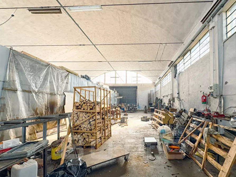 Immagine 33 di Appartamento in vendita  in via molino nuovo n 2 a Fontaneto D'agogna