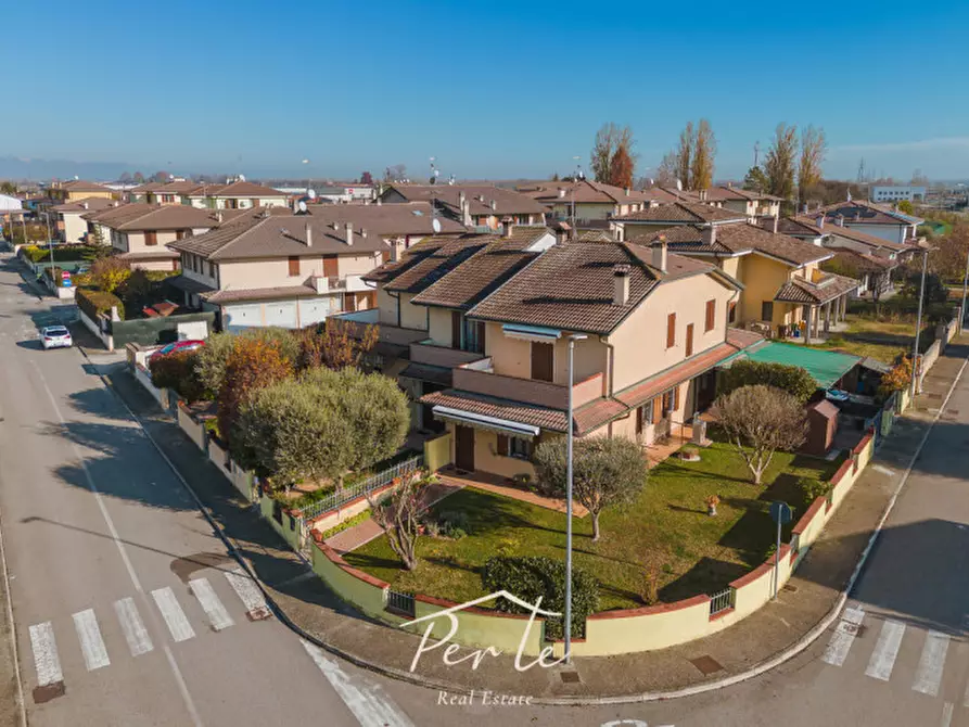 Immagine 25 di Villetta a schiera in vendita  in Via della Pace 4 a San Giorgio Di Mantova