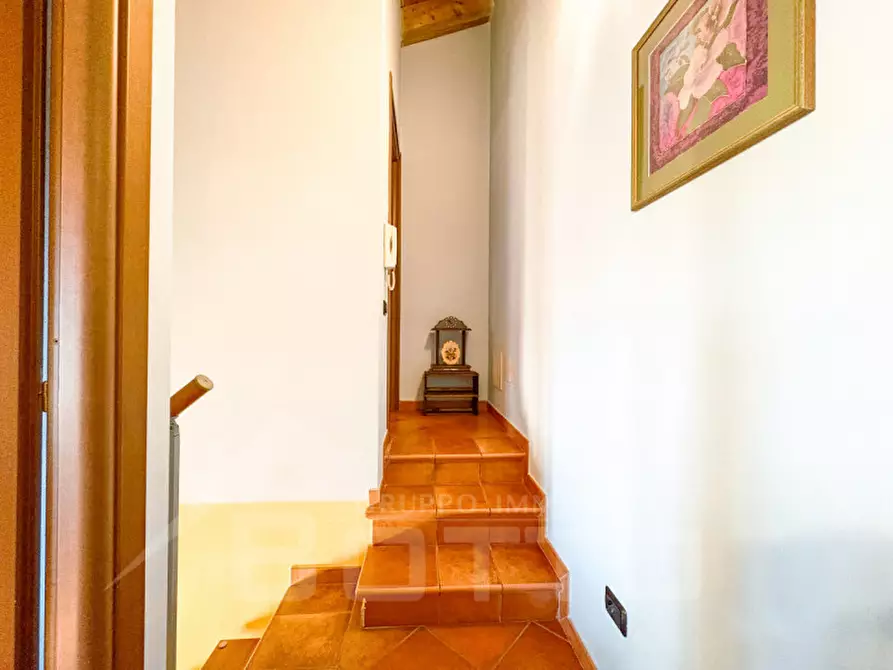 Immagine 9 di Villetta a schiera in vendita  in via santa maria n 40 a Bellinzago Novarese