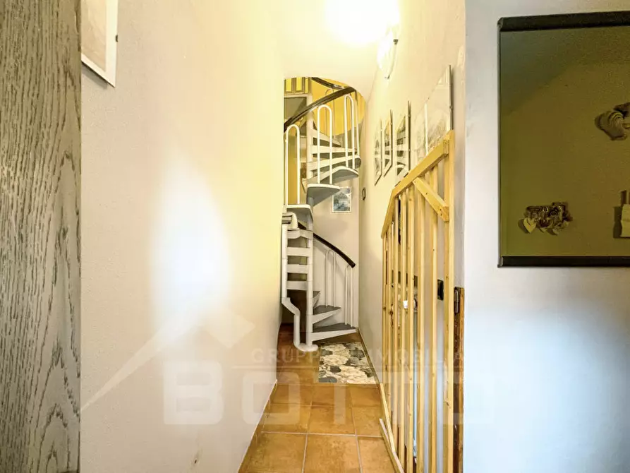 Immagine 20 di Villetta a schiera in vendita  in via santa maria n 40 a Bellinzago Novarese